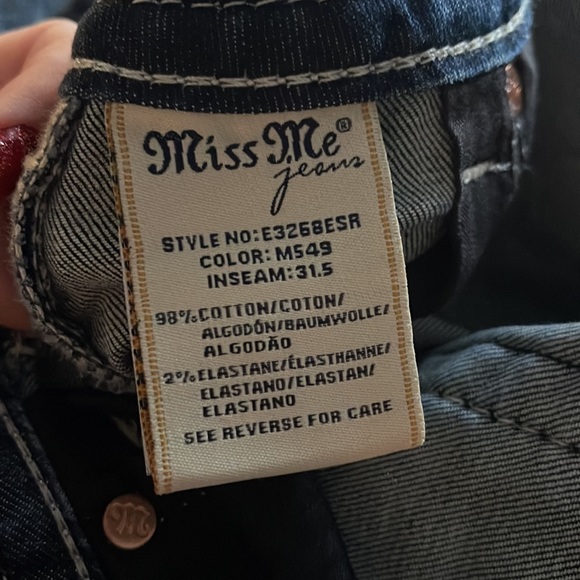Miss me size 26 easy skinny mid rise jean. Inseam 31.5 - Picture 5 of 6